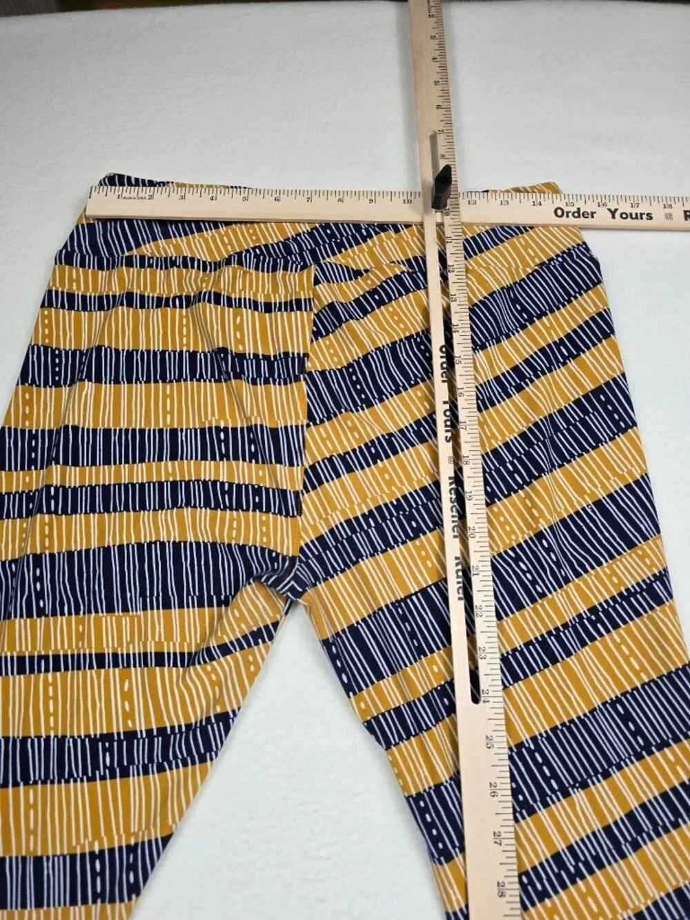 LuLaRoe Tall & Curvy OS Striped Leggings Yellow & Navy Stretch Fabric - Picture 5 of 6